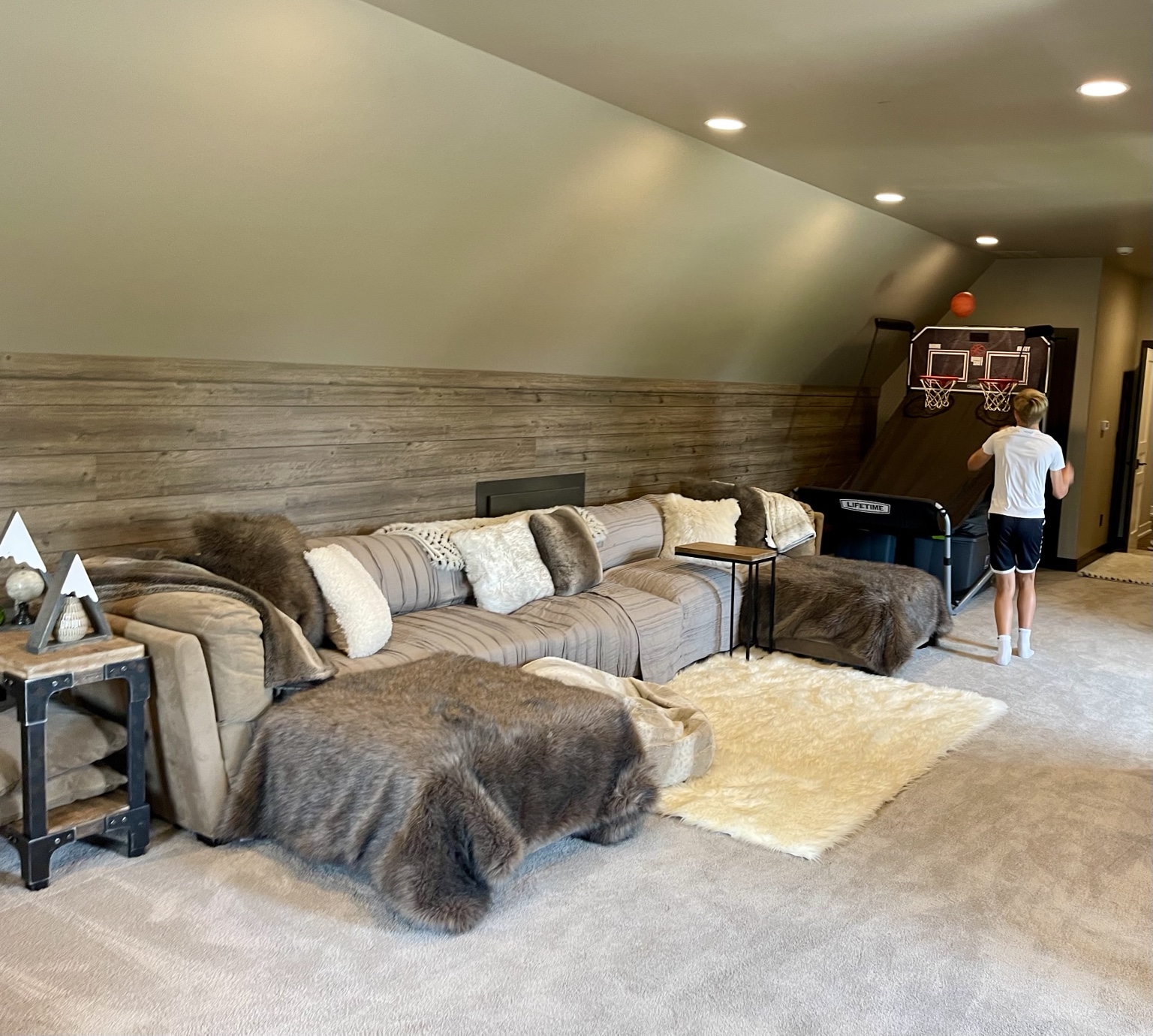 Teen hideaway photo 2